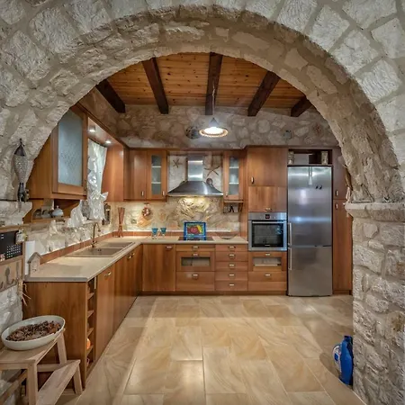 Orfeas * Méson Yerakaríon