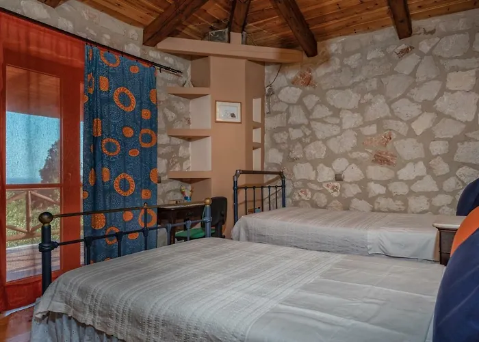 Orfeas * Méson Yerakaríon