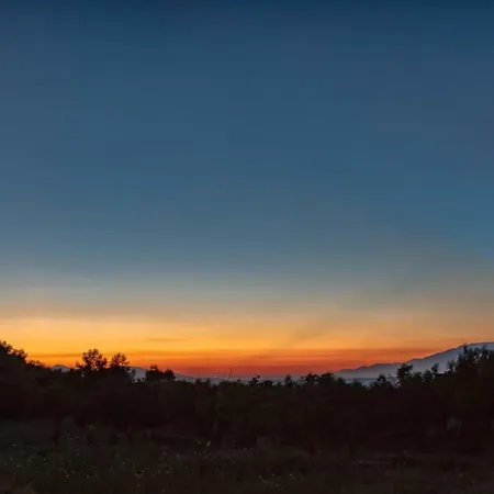 Orfeas * Méson Yerakaríon