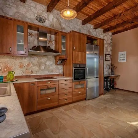 Orfeas Villa